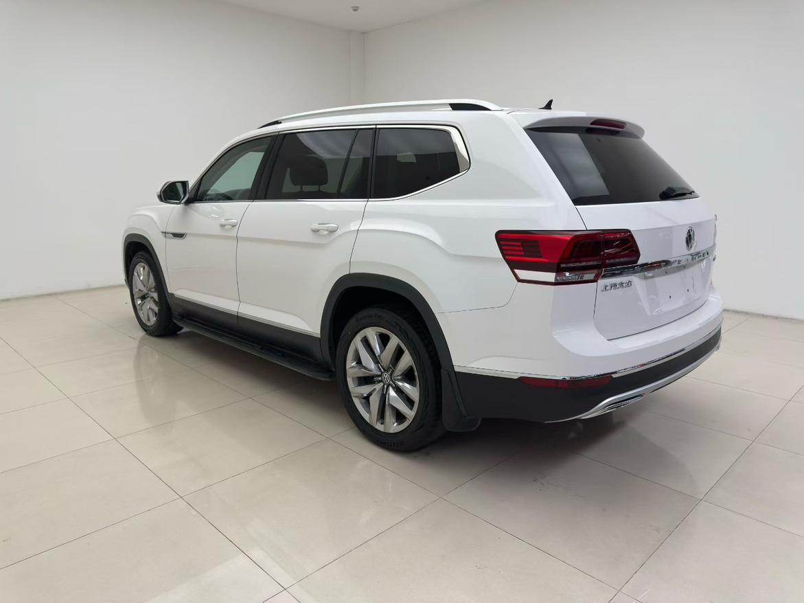Volkswagen Teramont 2017 thumb 2