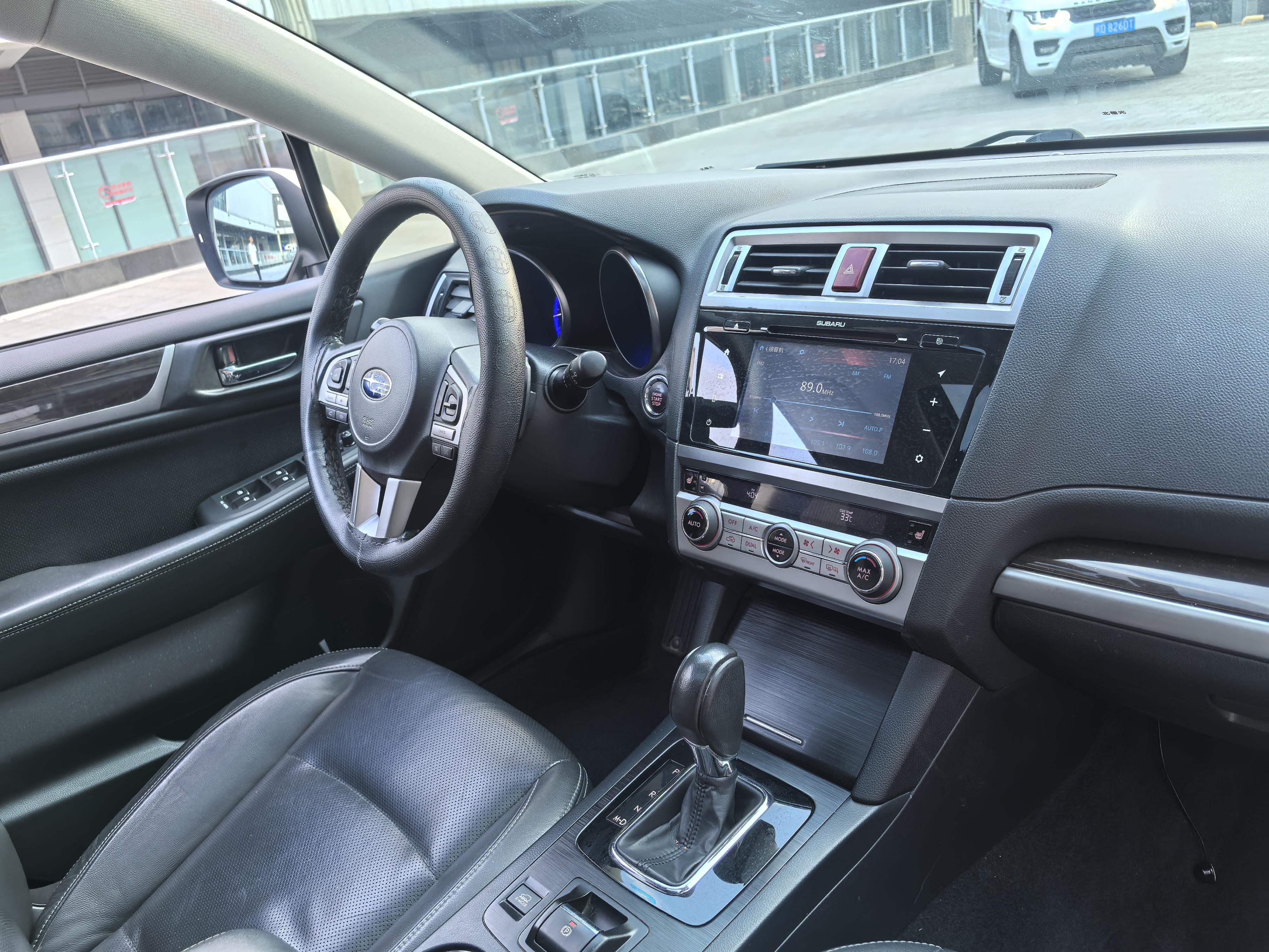 Subaru Outback 2015 thumb 7