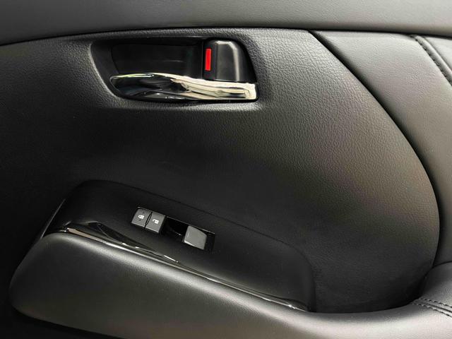 Lexus LM 2020 thumb 8