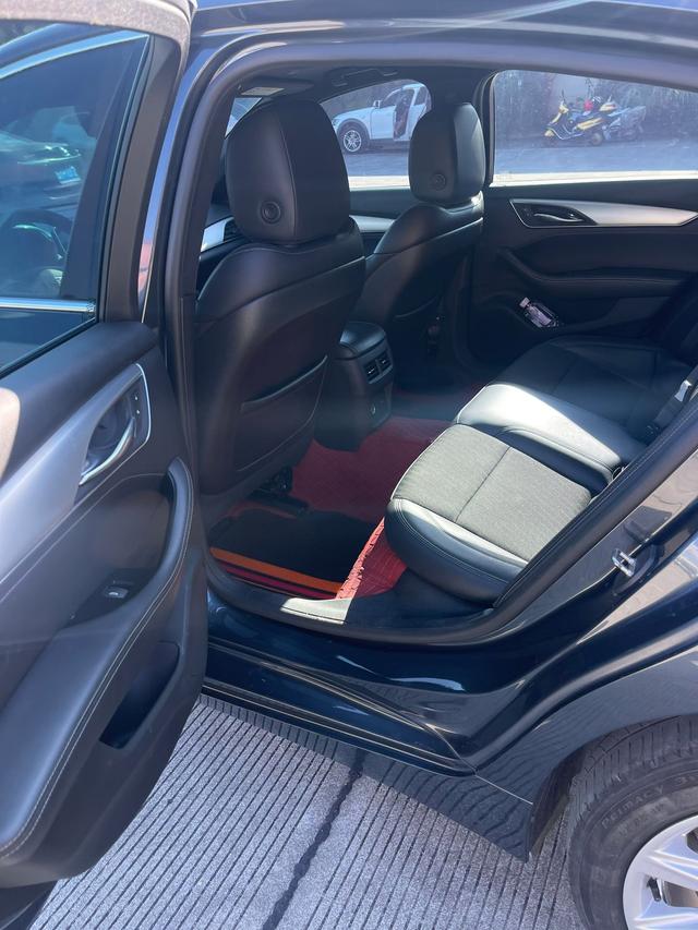 Cadillac CT5 2021 thumb 2