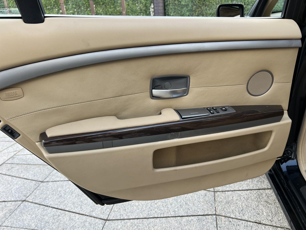 BMW 7 серии 2007 thumb 9