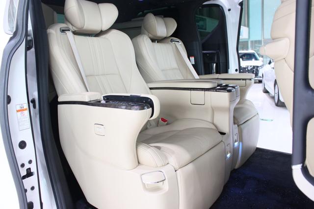 Toyota Alphard 2020 thumb 9