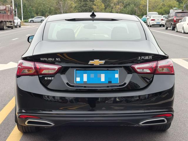 Chevrolet Malibu 2020 thumb 3