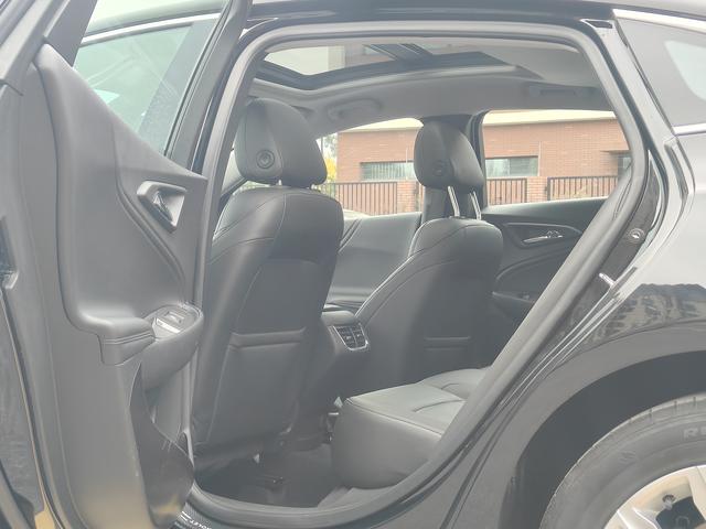 Chevrolet Malibu 2020 thumb 8