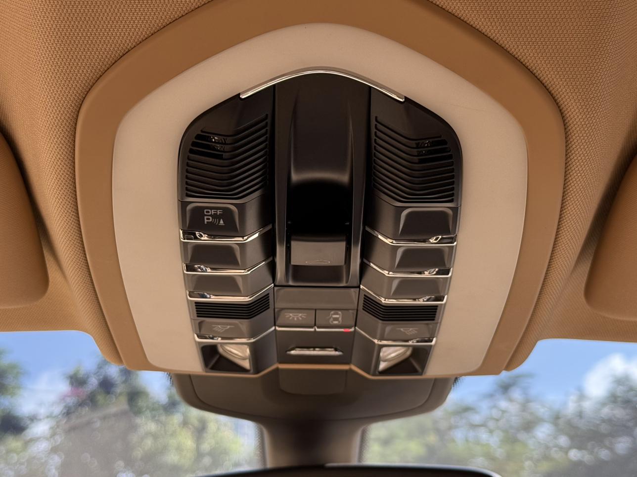 Porsche Panamera 2014 thumb 12