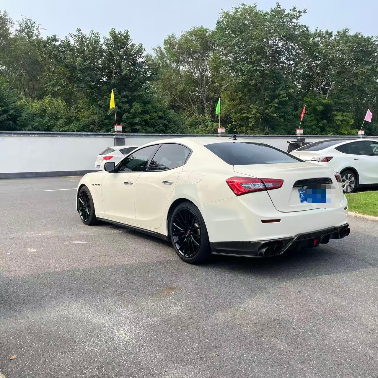 Maserati Ghibli 2014 thumb 12