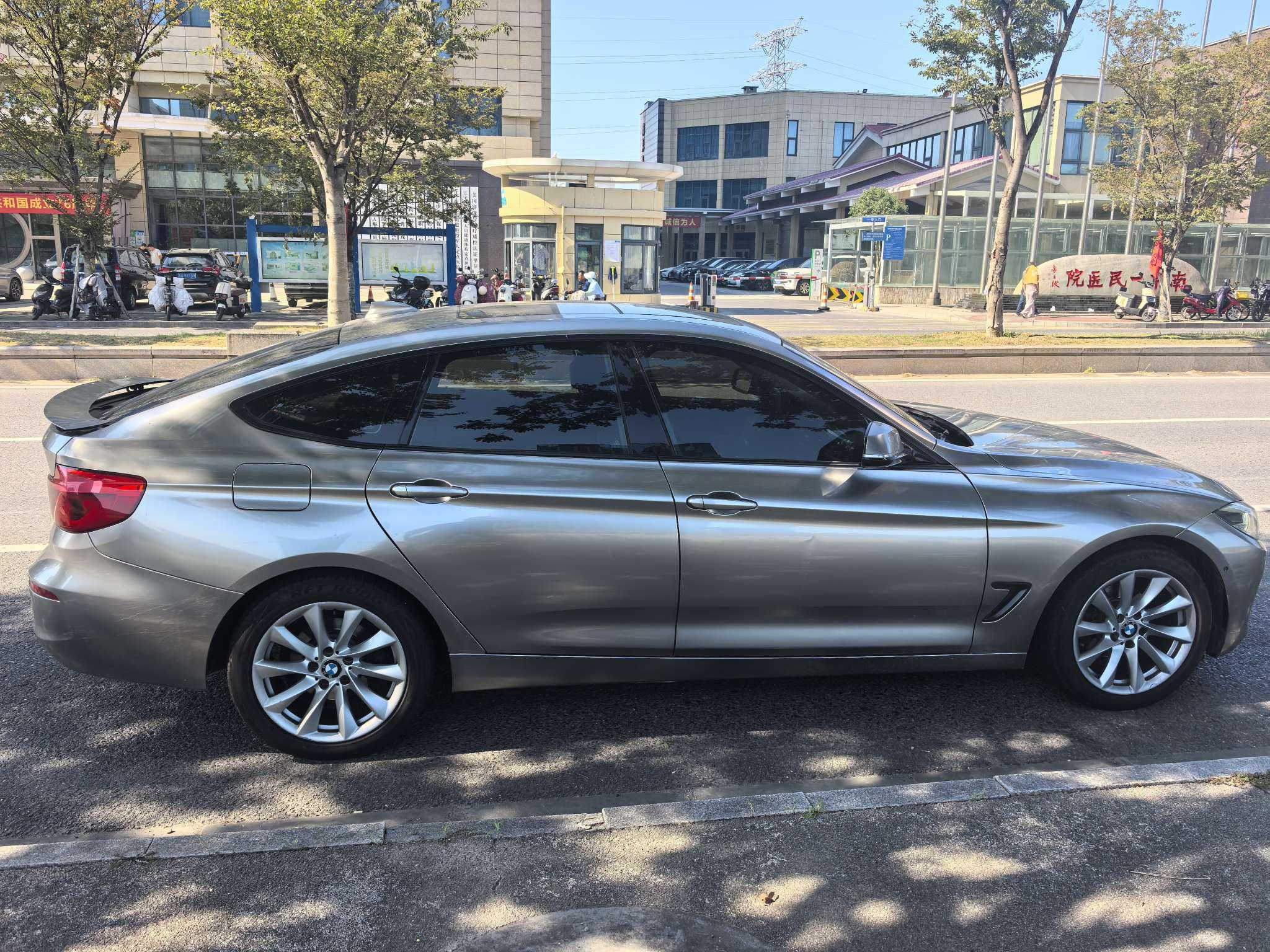BMW 3 серии 2018 thumb 5