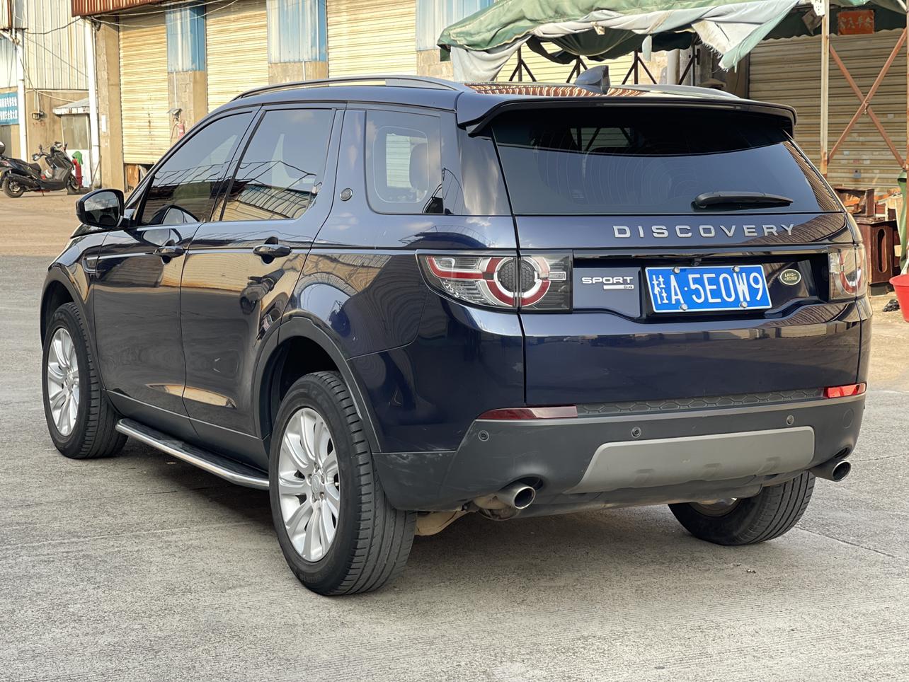 Land Rover Discovery Sport 2017 thumb 2