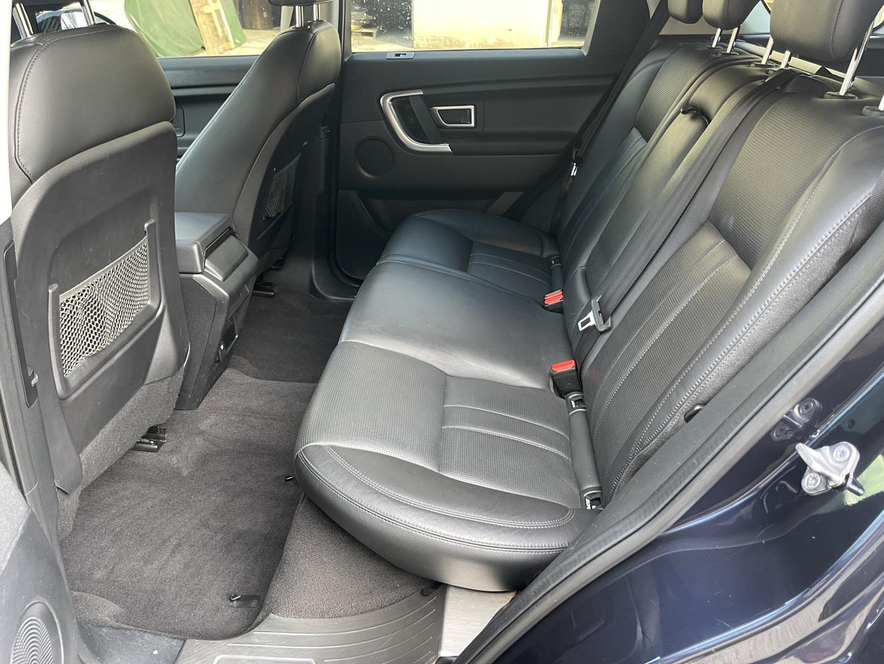Land Rover Discovery Sport 2017 thumb 7