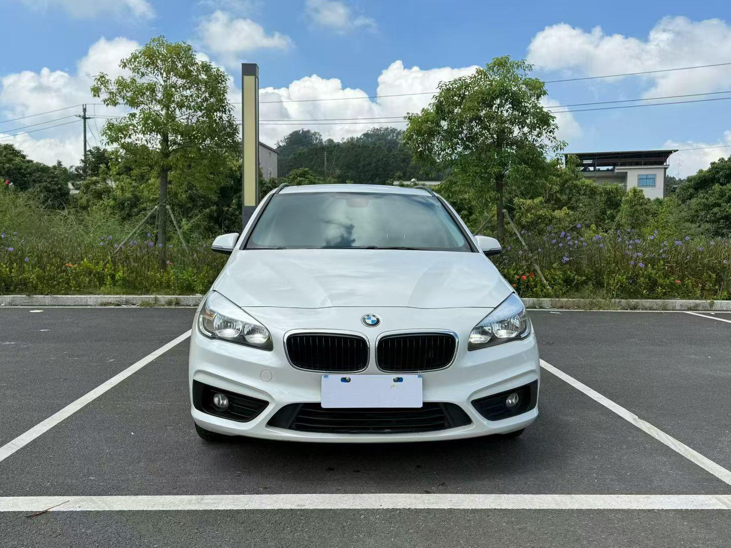 BMW 2 серии Active Tourer 2017 thumb 9