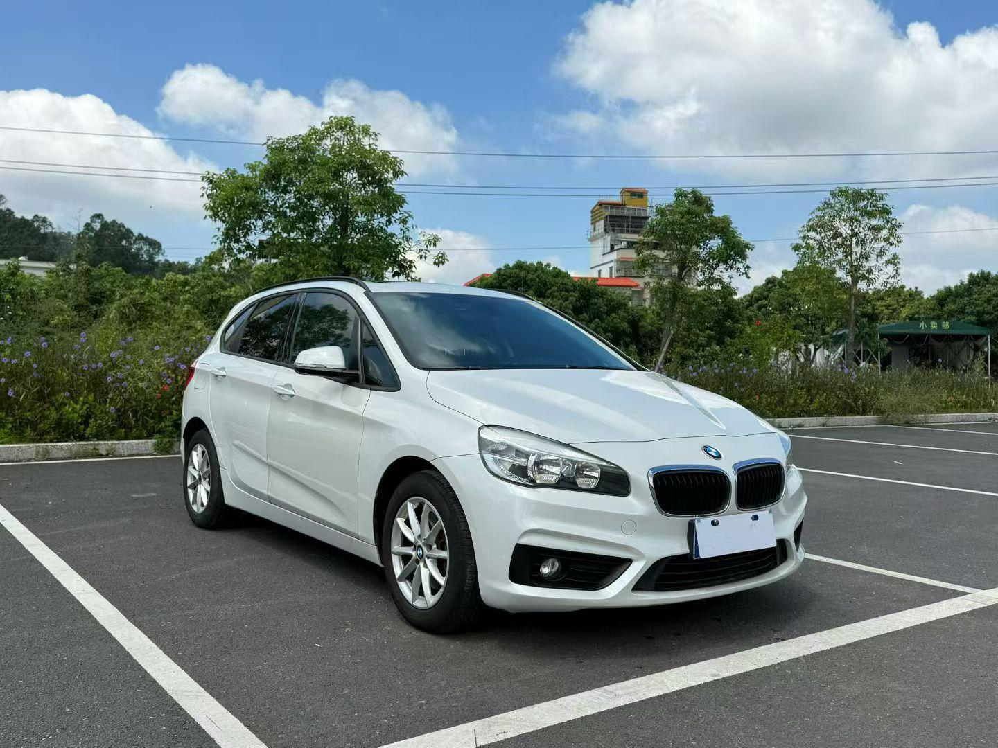 BMW 2 серии Active Tourer 2017 thumb 10