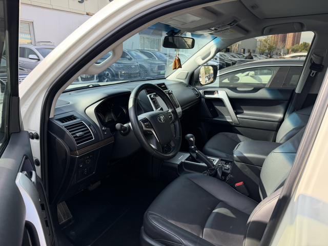 Toyota Land Cruiser Prado 2019 thumb 4