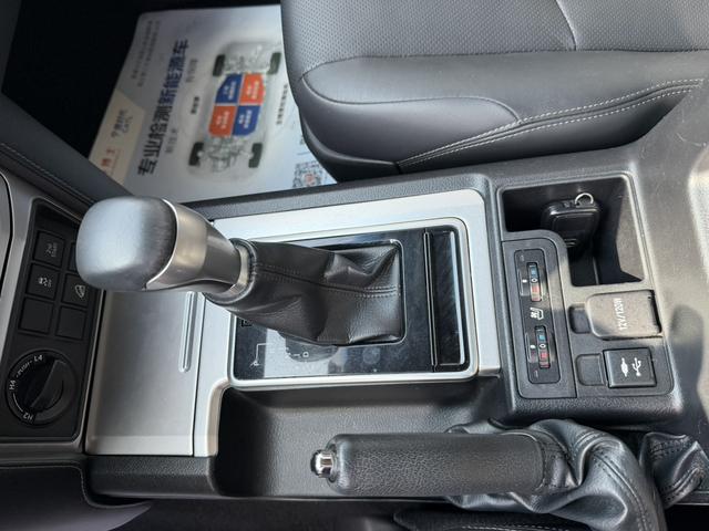 Toyota Land Cruiser Prado 2019 thumb 5