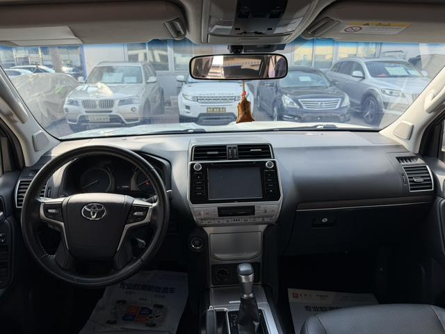 Toyota Land Cruiser Prado 2019 thumb 8