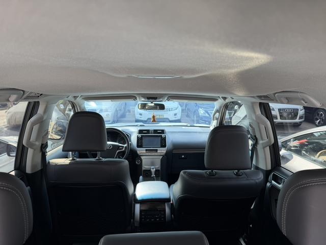 Toyota Land Cruiser Prado 2019 thumb 9