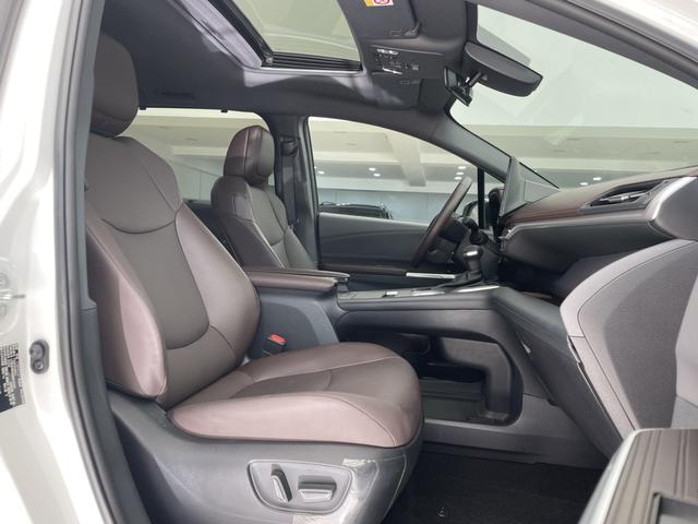 Toyota Granvia 2024 thumb 8