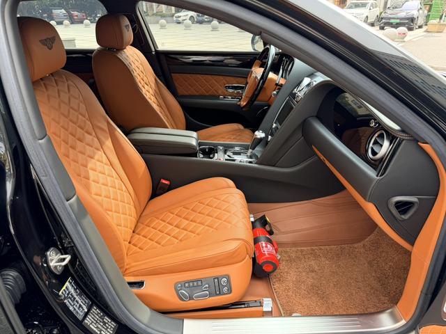 Bentley Flying Spur 2019 thumb 10
