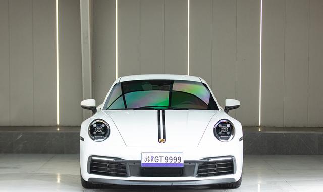 Porsche 911 2023 thumb 7