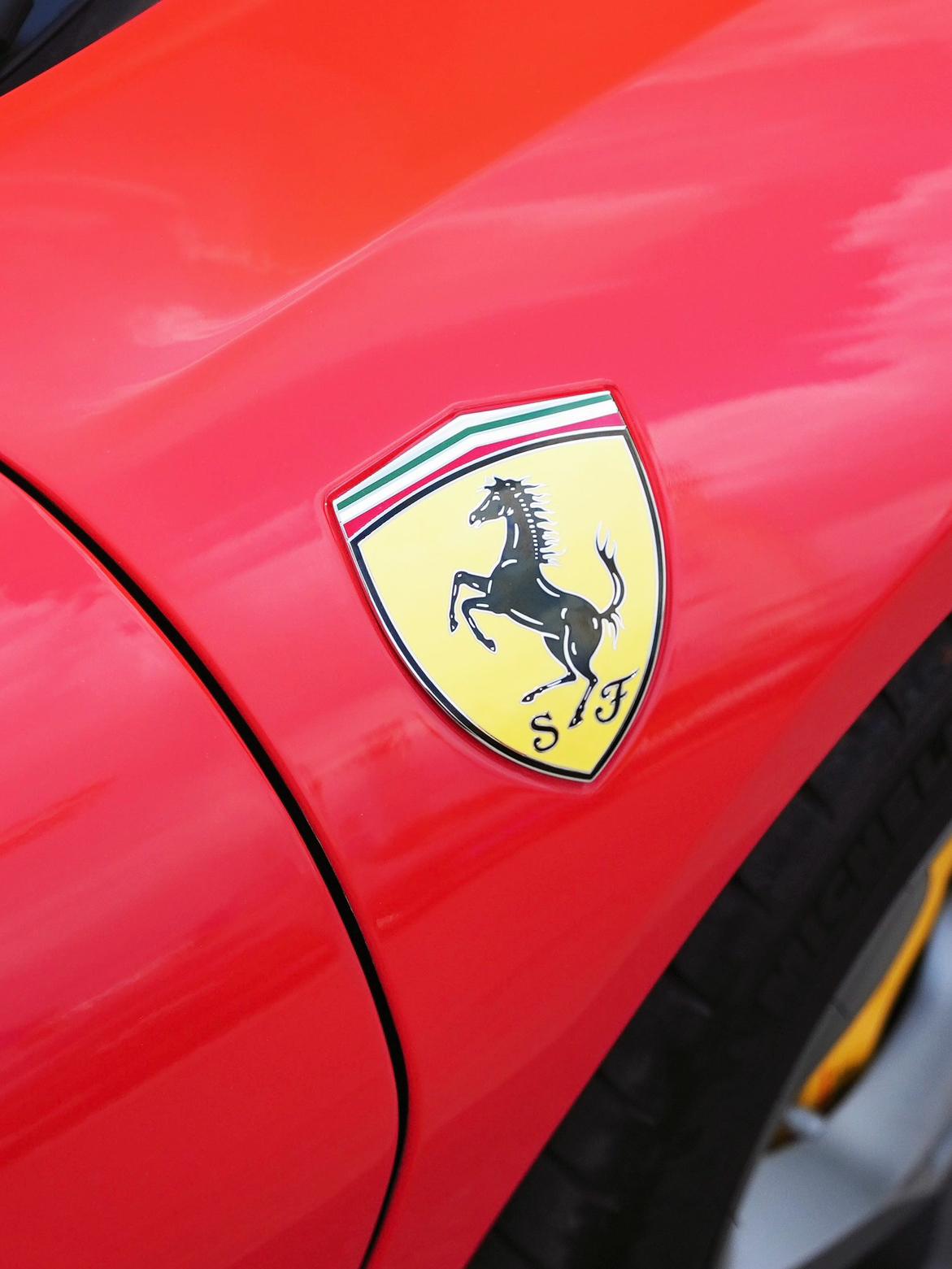 Ferrari SF90 2023 thumb 11