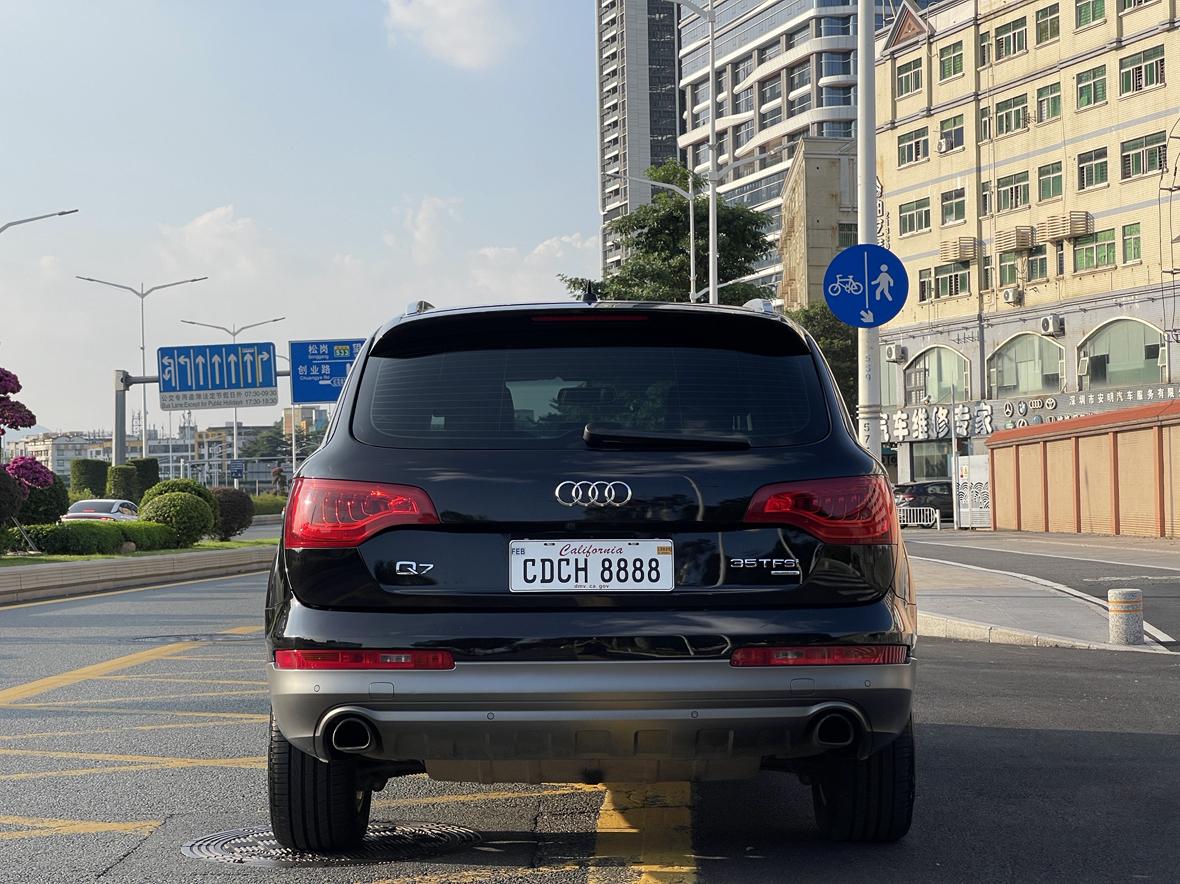 Audi Q7 2013 thumb 4