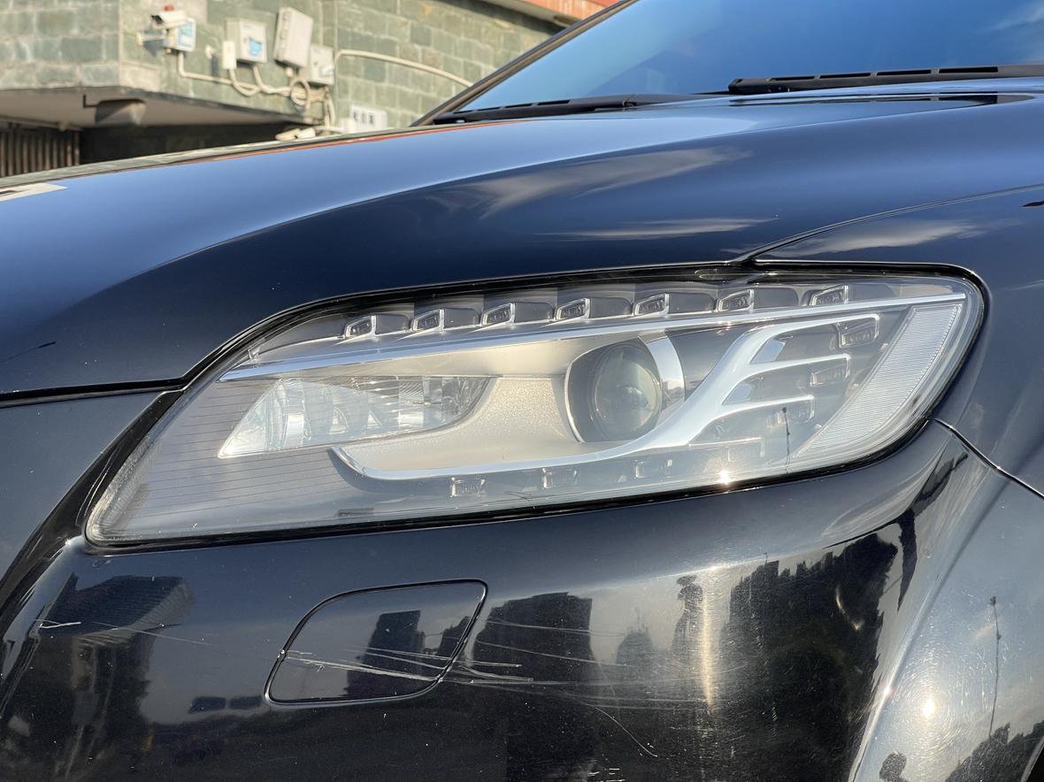 Audi Q7 2013 thumb 7