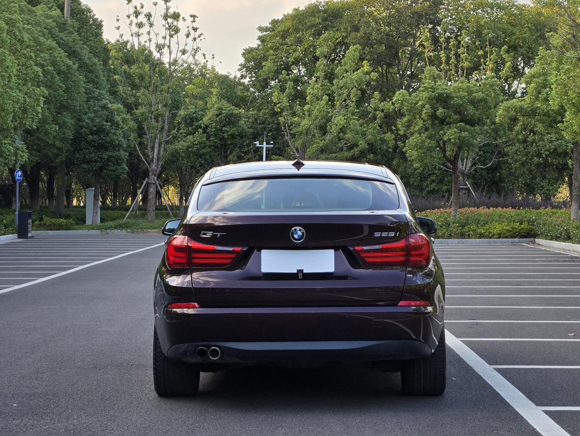 BMW 5 серии 2017 thumb 3