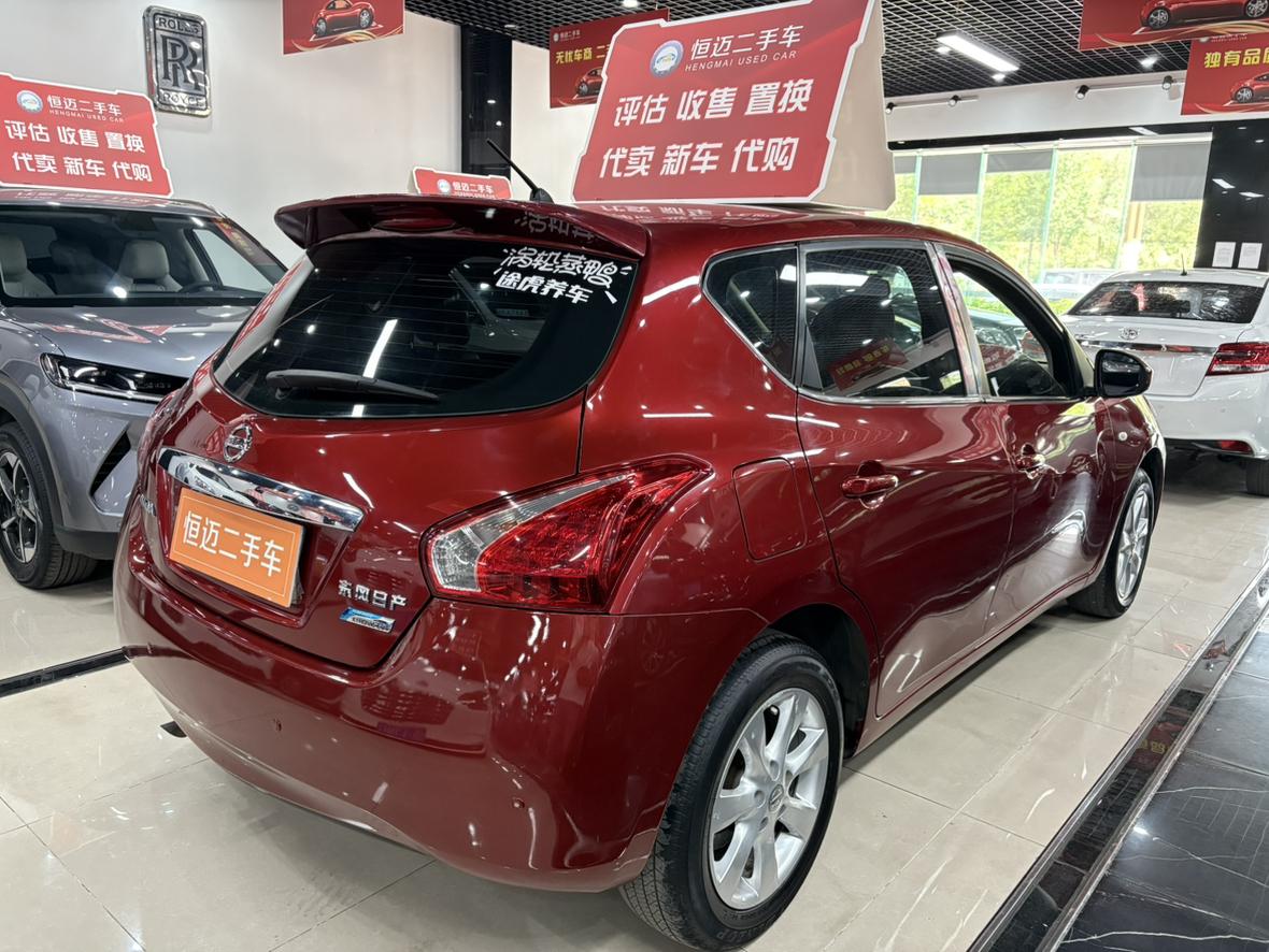 Nissan Tiida 2015 thumb 3