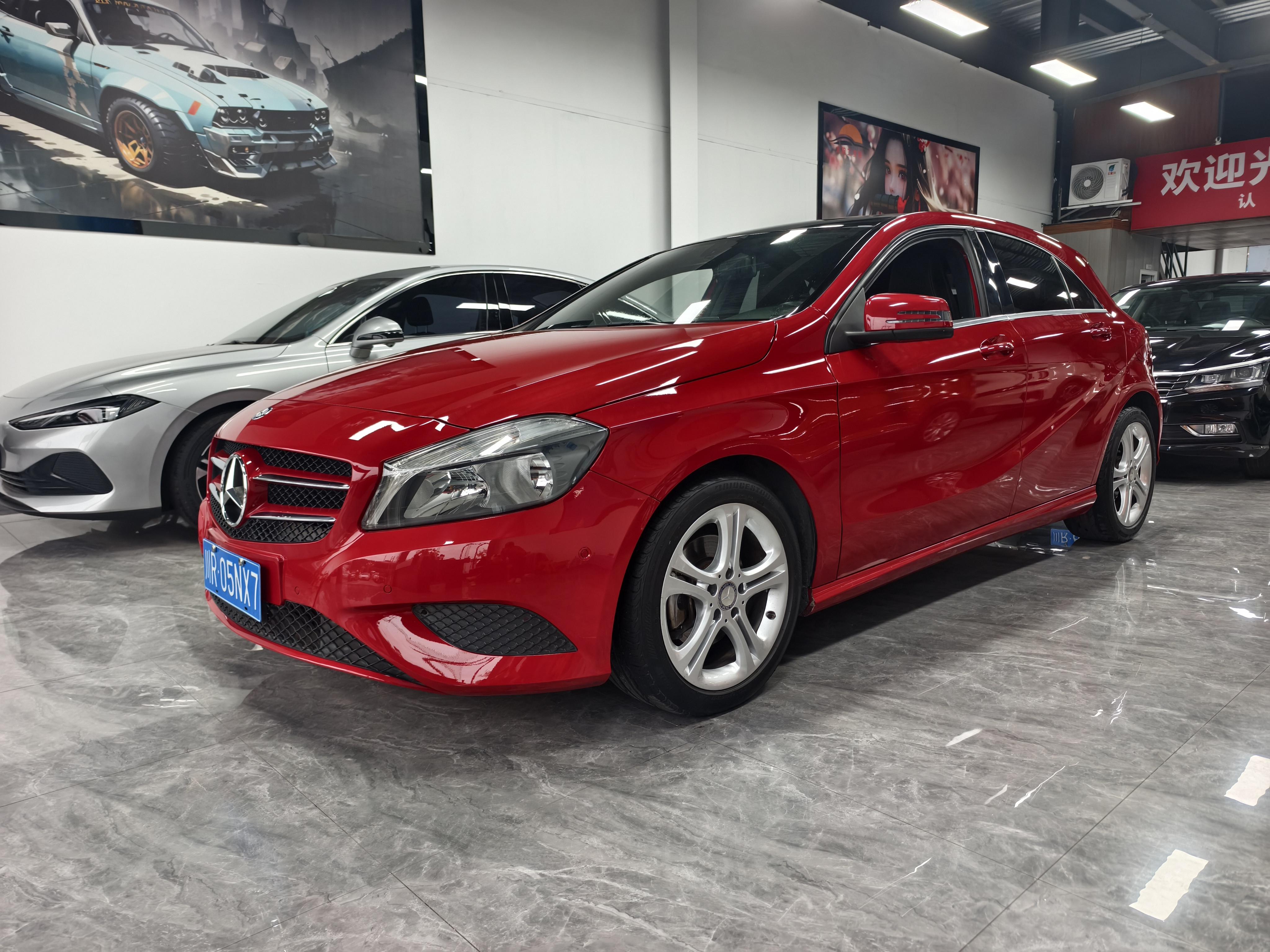 Mercedes-Benz A-Class 2015 thumb 10