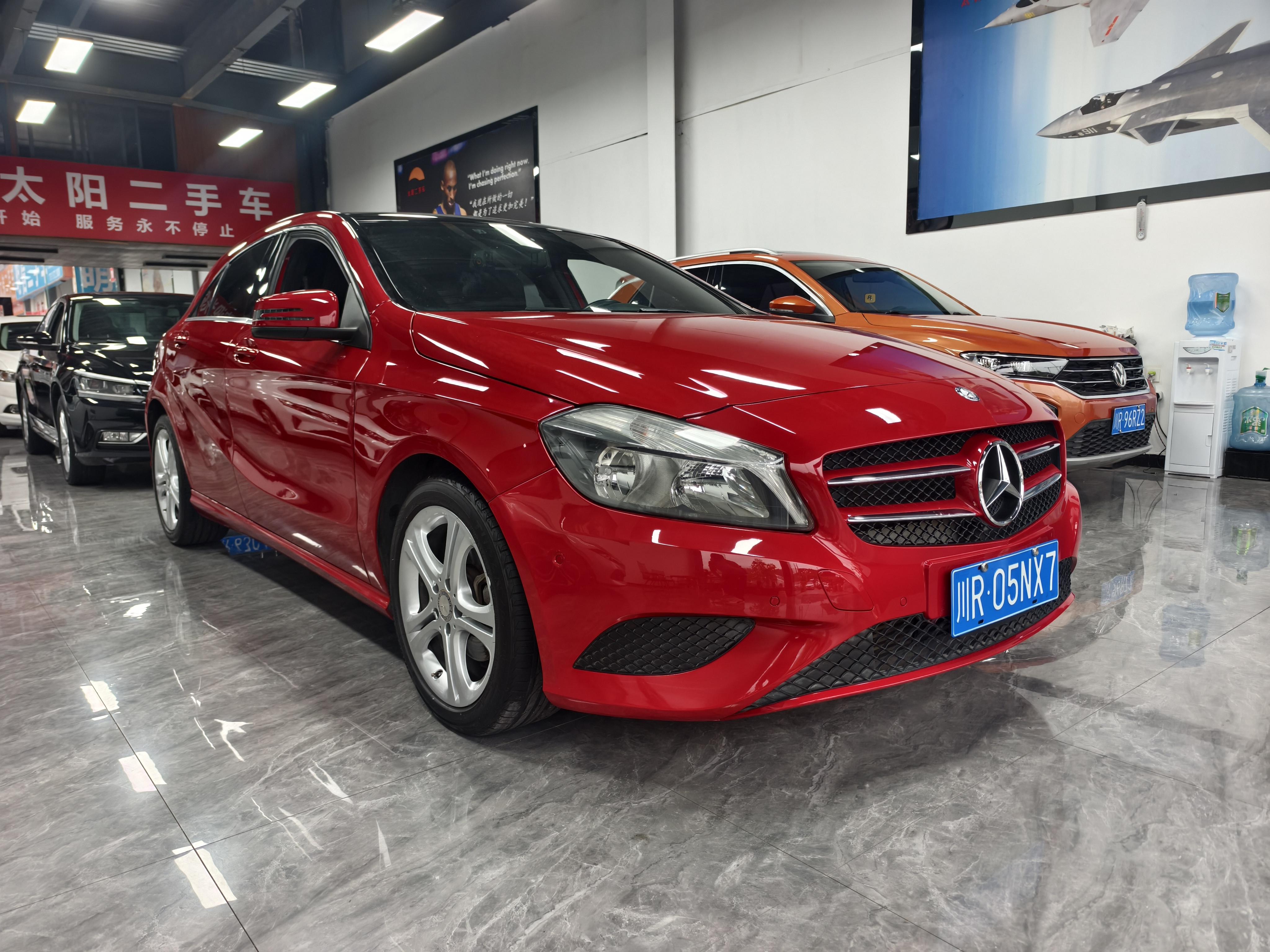 Mercedes-Benz A-Class 2015 thumb 12