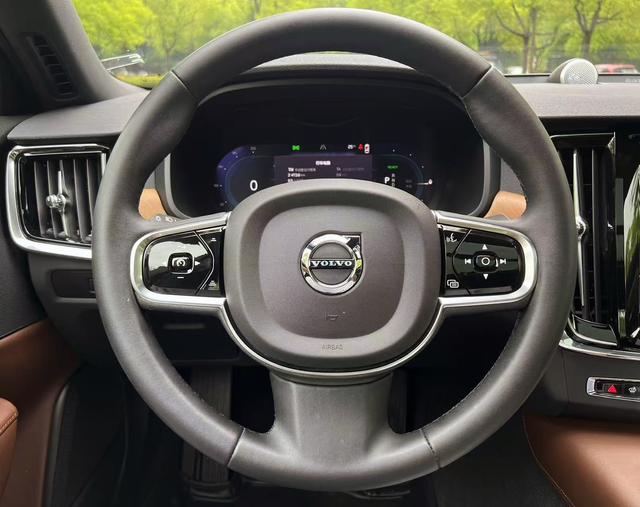Volvo S90 2023 thumb 10