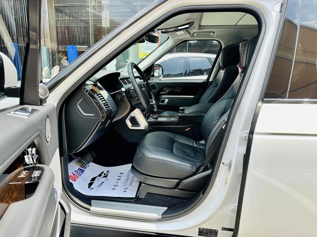 Land Rover Range Rover 2021 thumb 10