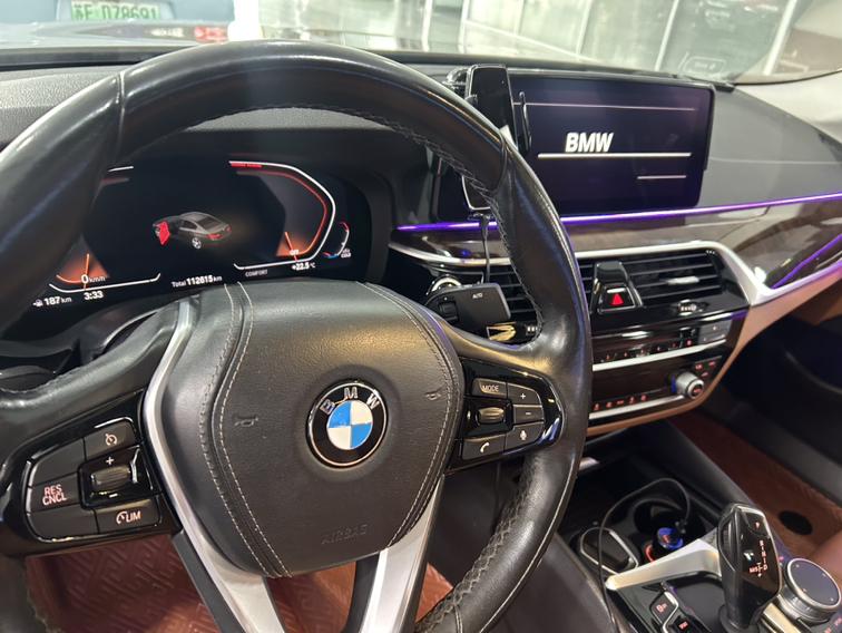 BMW 5 серии 2017 thumb 5