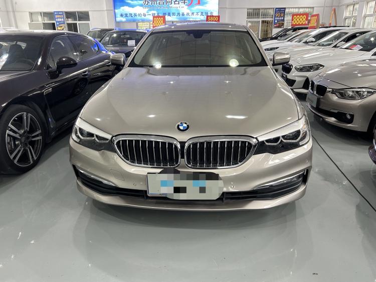 BMW 5 серии 2017 thumb 9