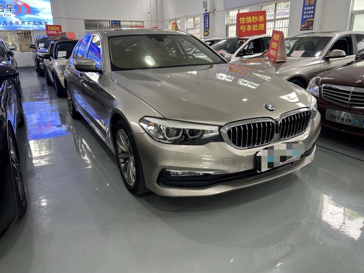 BMW 5 серии 2017 thumb 10