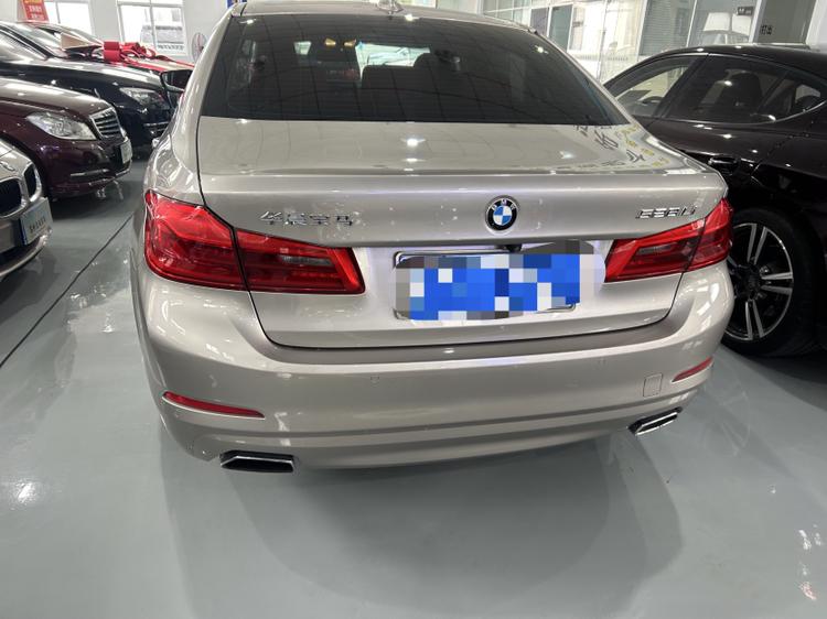BMW 5 серии 2017 thumb 12