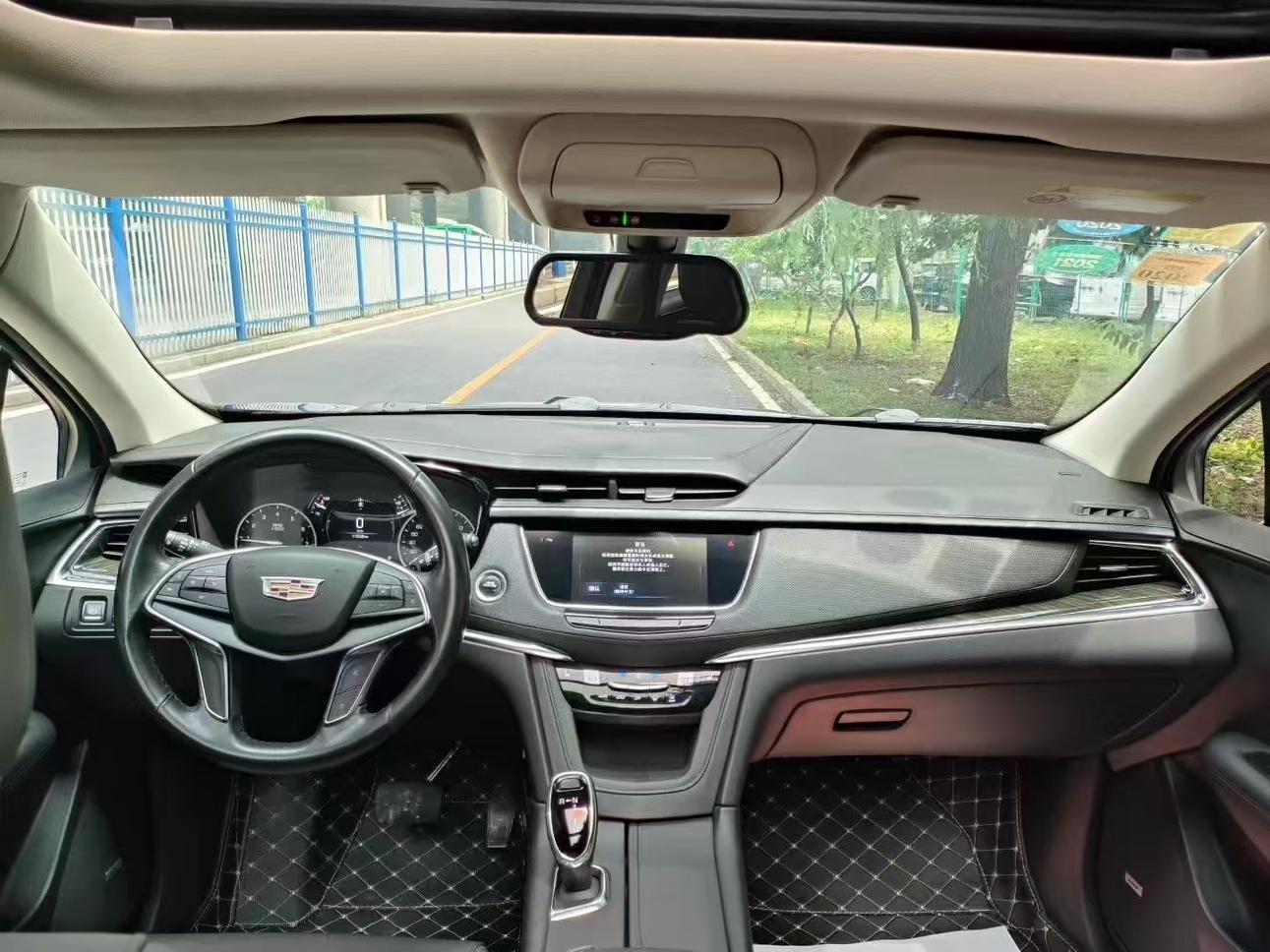 Cadillac XT5 2018 thumb 5