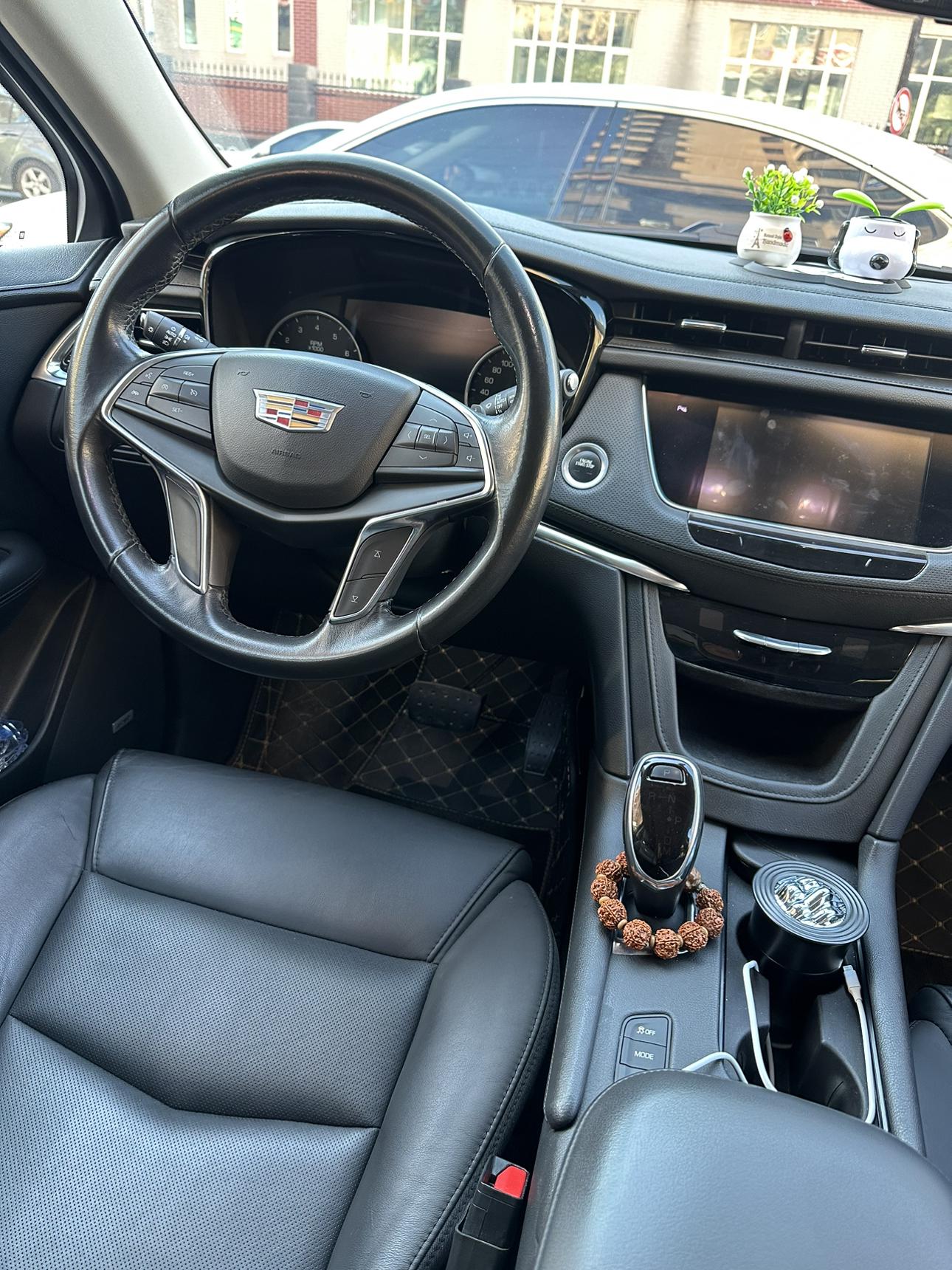 Cadillac XT5 2018 thumb 8