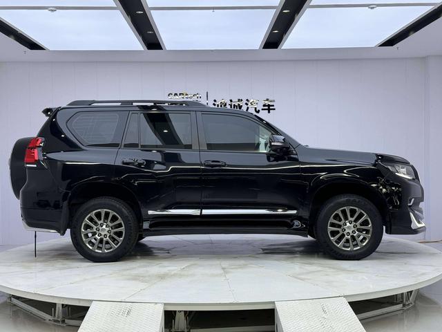 Toyota Land Cruiser Prado 2010 thumb 6