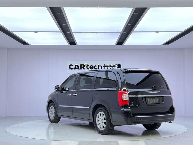 Chrysler Da Jie Long 2015 thumb 3