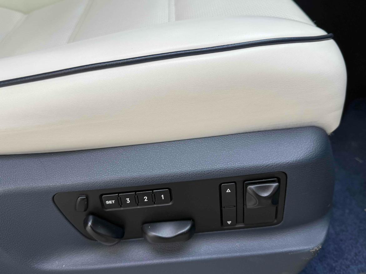 Porsche Cayenne 2006 thumb 12