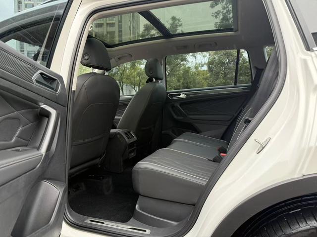 Volkswagen Tiguan 2022 thumb 2