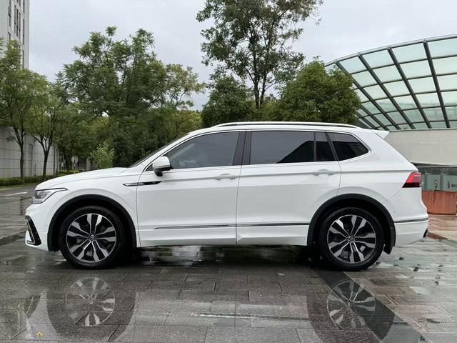 Volkswagen Tiguan 2022 thumb 4