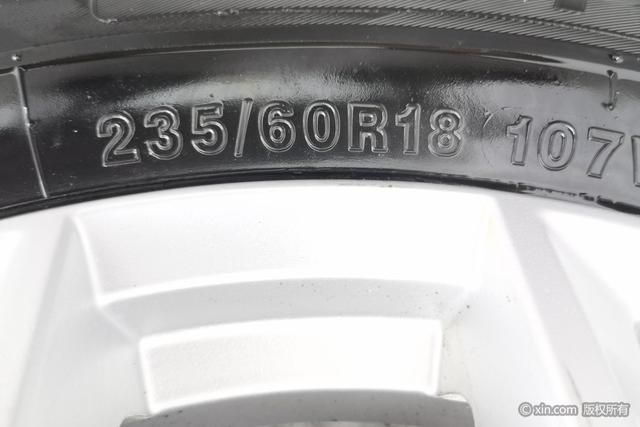Volvo XC60 2020 thumb 6
