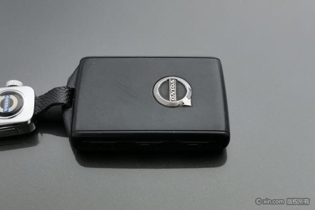Volvo XC60 2020 thumb 7
