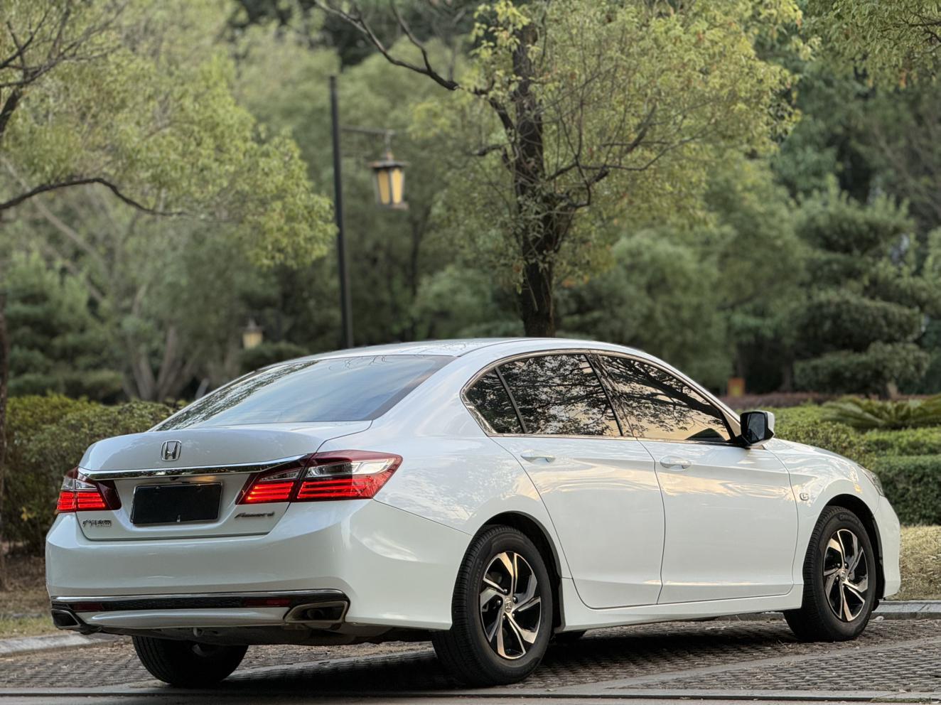 Honda Accord 2018 thumb 5