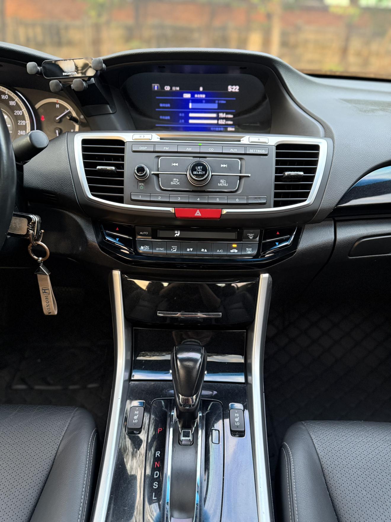 Honda Accord 2018 thumb 10