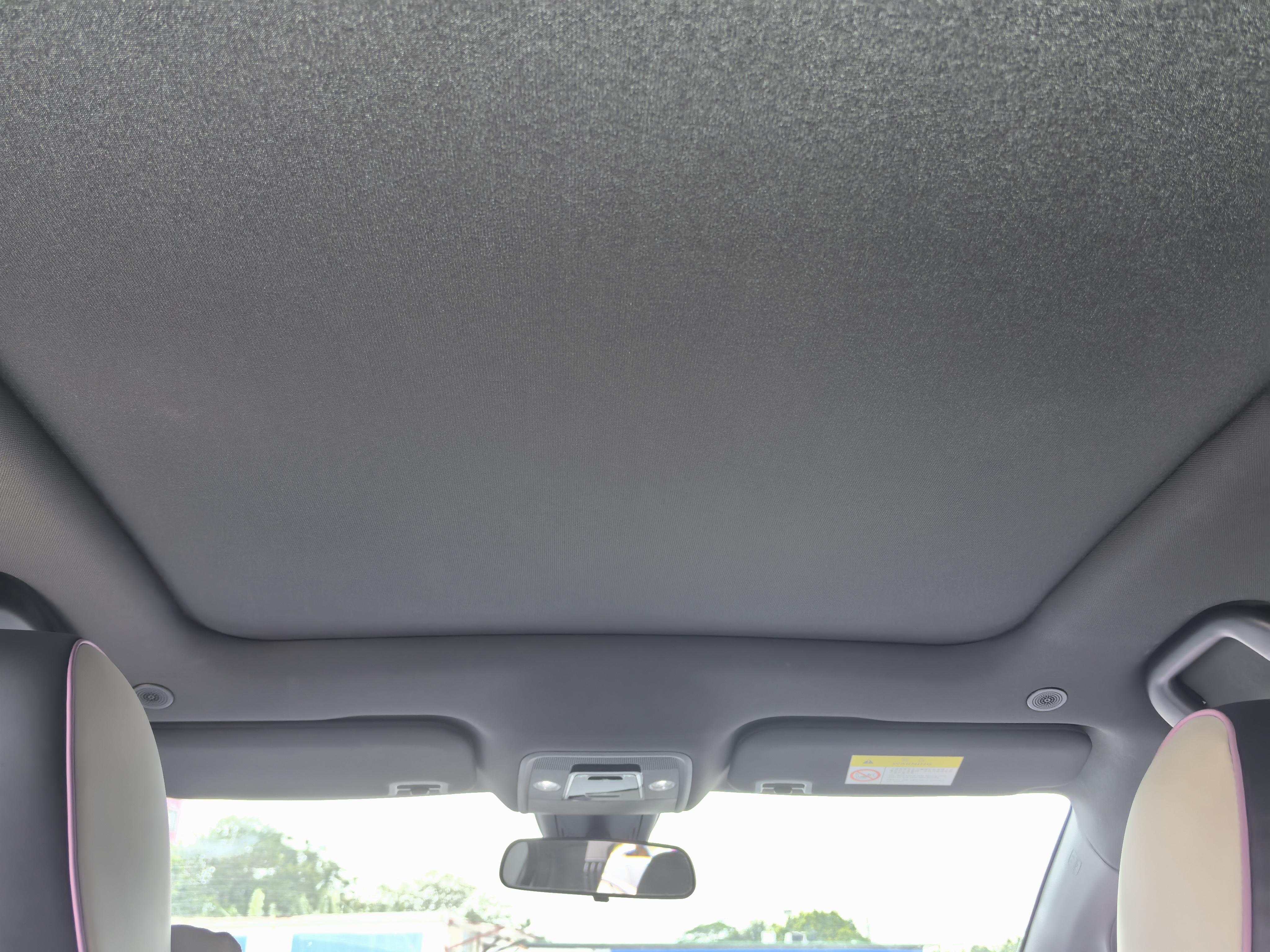 BYD Dolphin 2022 thumb 9