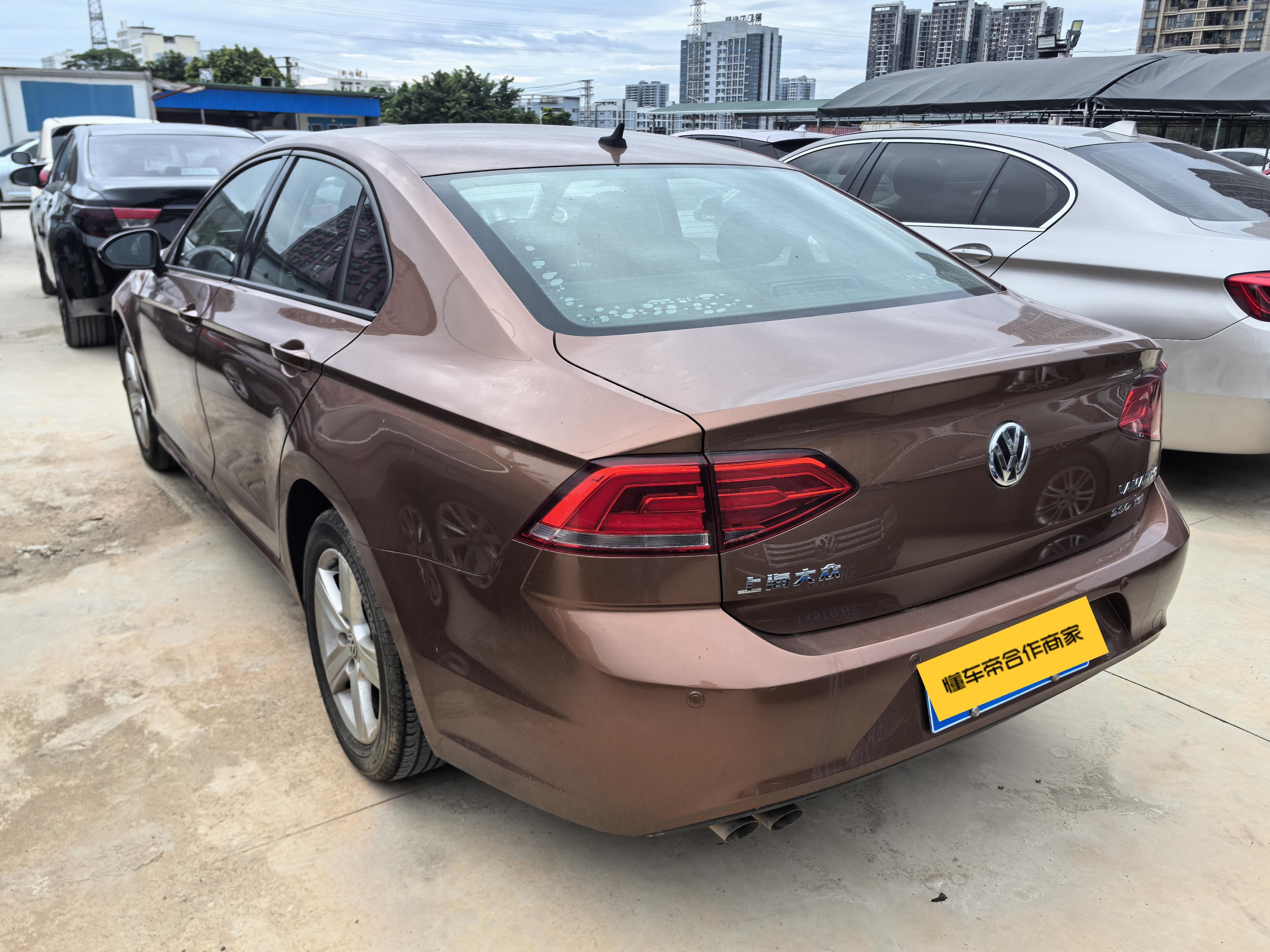 Volkswagen Lamando 2016 thumb 2