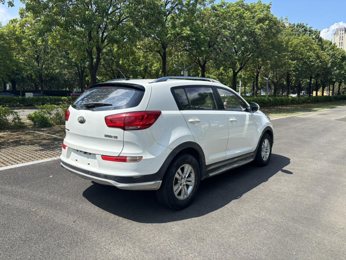 Kia Sportage 2015 thumb 4