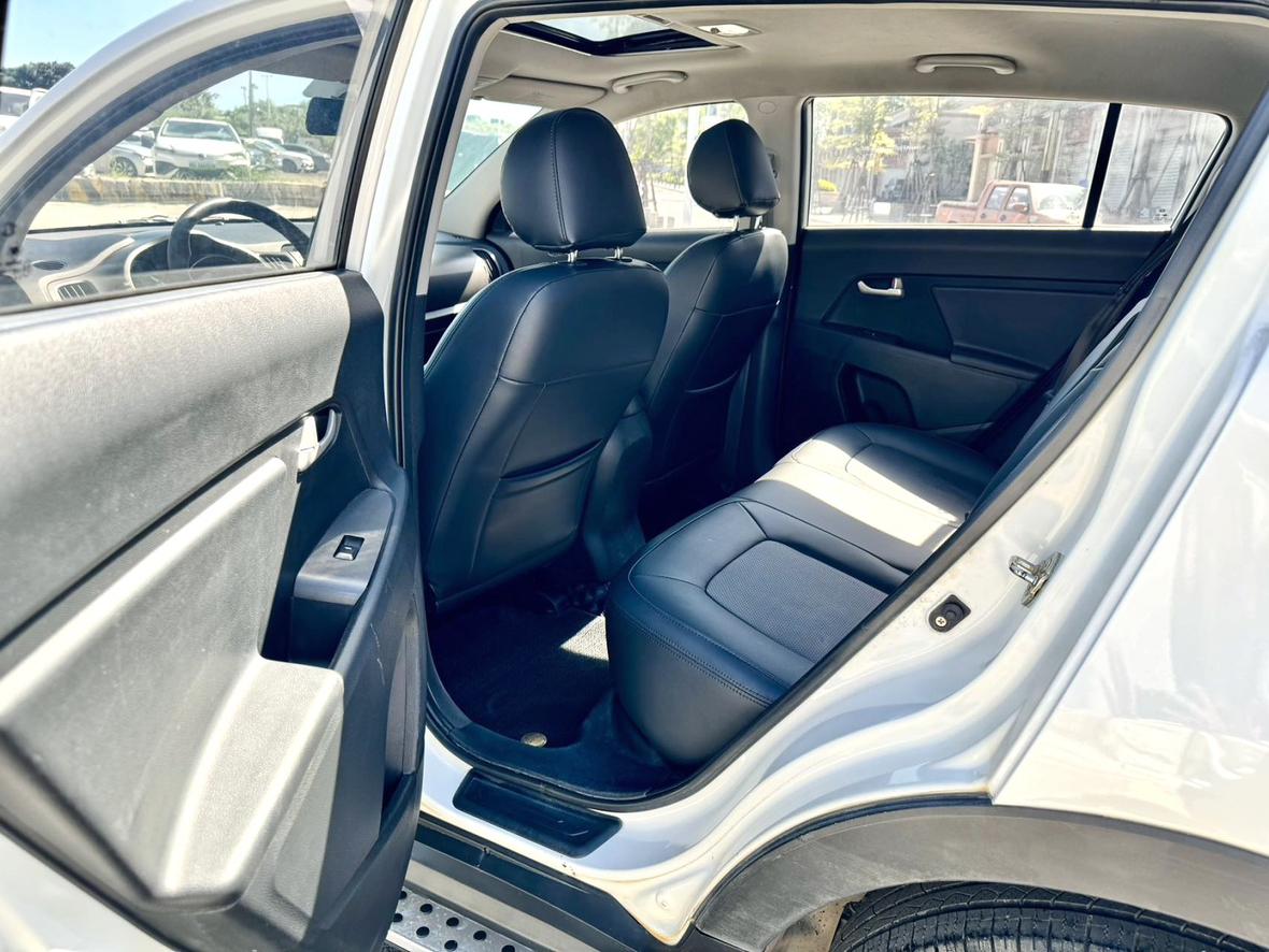 Kia Sportage 2015 thumb 8